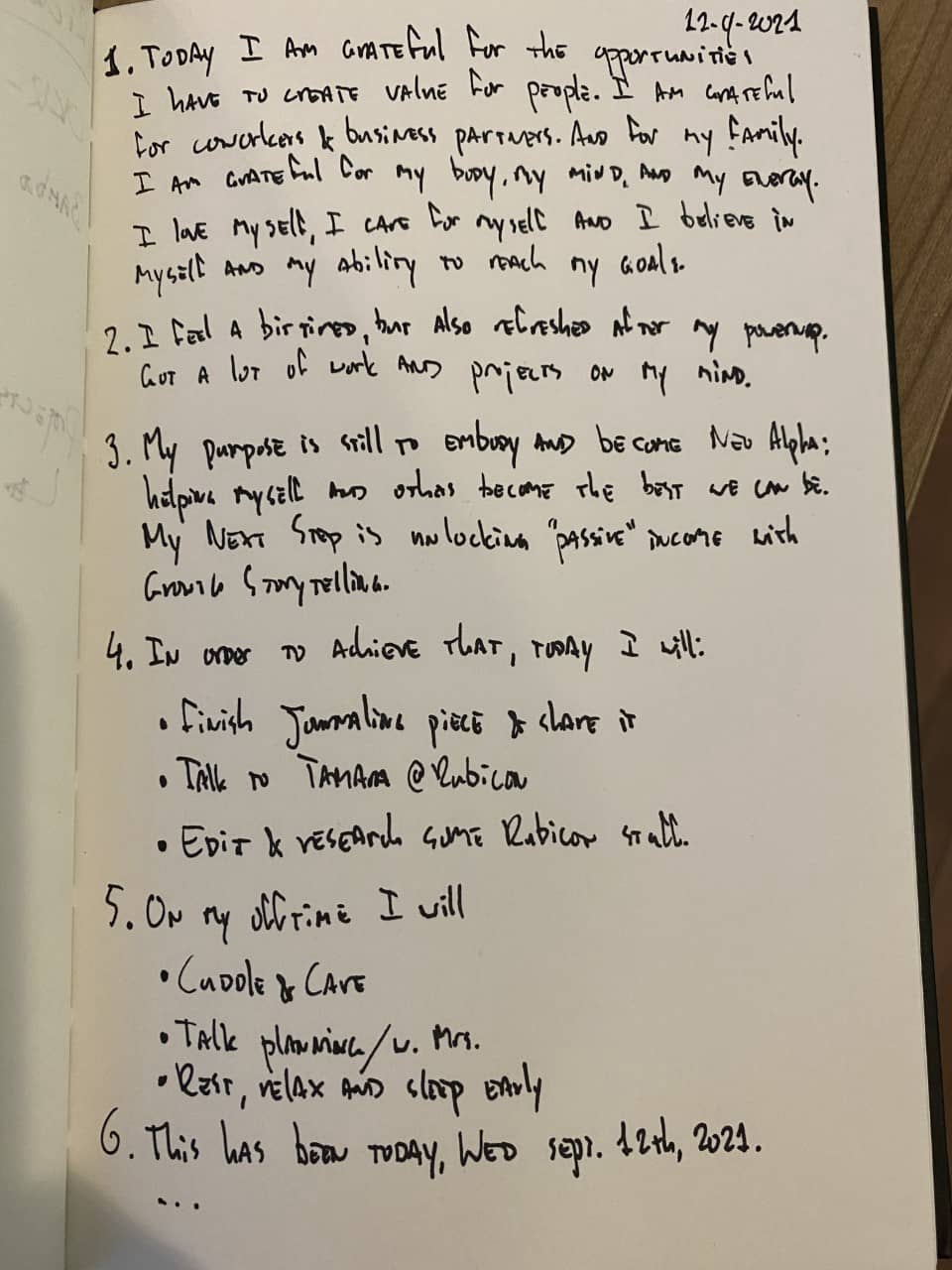 Daily Personal Growth Journaling in 2024 – 5 Minutes a Day